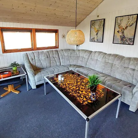 Pleasant Holiday Home In Hemmet Near Sea *